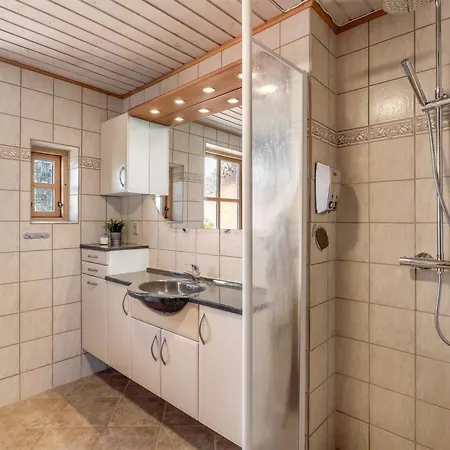 Сasa de vacaciones Elza - 700m From The Sea By Interhome *